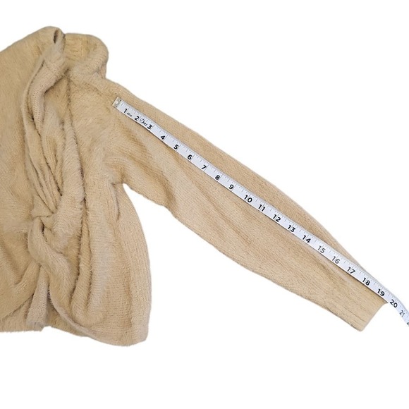 Hollister‎ Cozy Twist-Front Cropped Sweater in Beige Women's XS - Picture 10 of 10